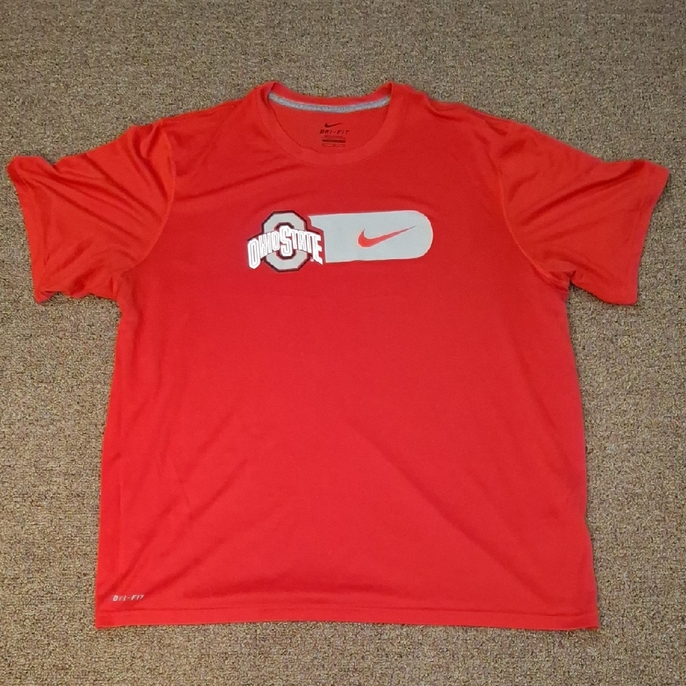 Nike Red Graphic T-Shirt